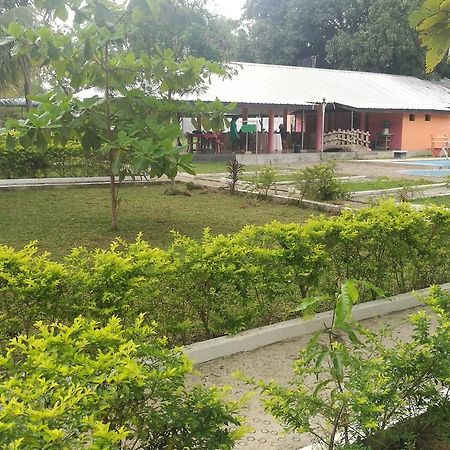 Friends Paradise Kilinochchi Eksteriør bilde