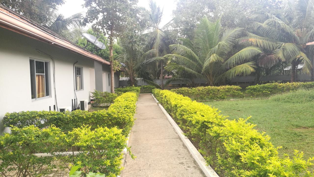 Friends Paradise Kilinochchi Eksteriør bilde